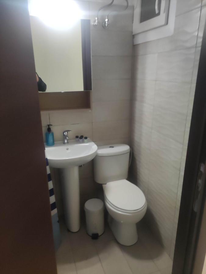 G M 3 Rooms Kentpo In The Heart Of The City Larissa Bagian luar foto